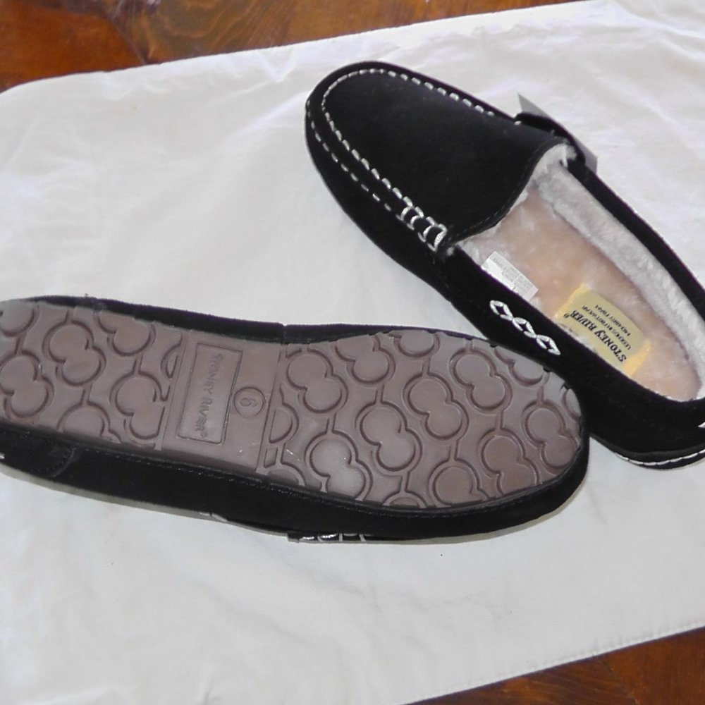 shoes - Picture 3 of 4
